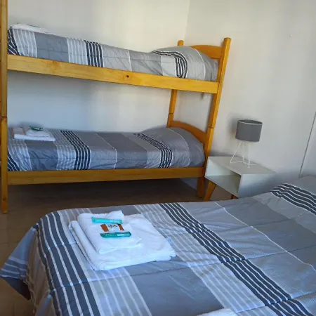 El Faro Hostel Puerto Madryn Exterior foto